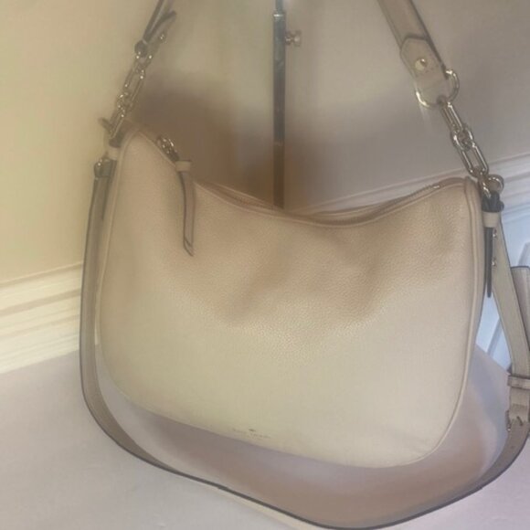 Kate Spade Cobble Hill Finley Cream Hobo Purse Shoulder Bag Soft Pebbled Leather - Picture 1 of 9